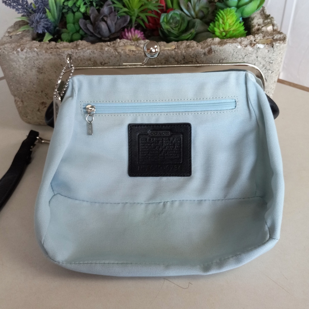 Coach Vintage, Kisslock Frame Satchel, all Black Smooth Leather. - Picture 8 of 9